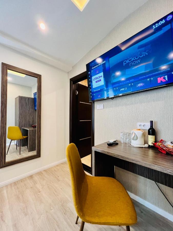 Hotel Side One Design Garni 3*